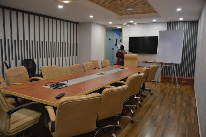 Coworking Space In Gomti Nagar BI654